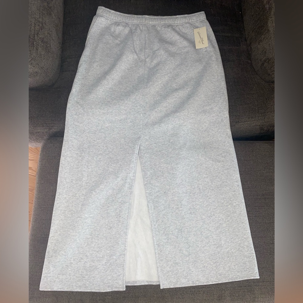 Target Universal Threads Heather Gray Skirt